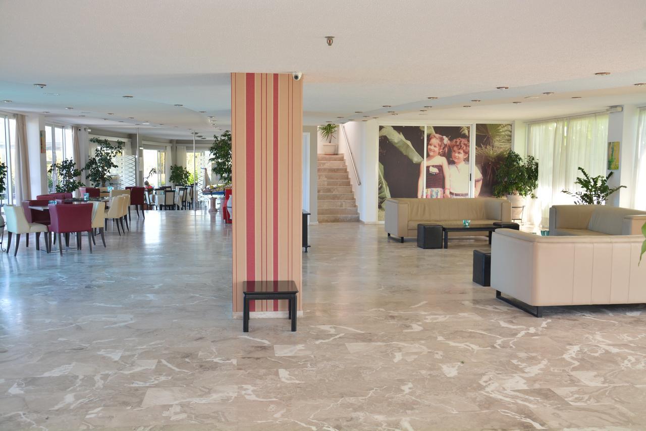 Costa Angela Seaside Resort Экстерьер фото