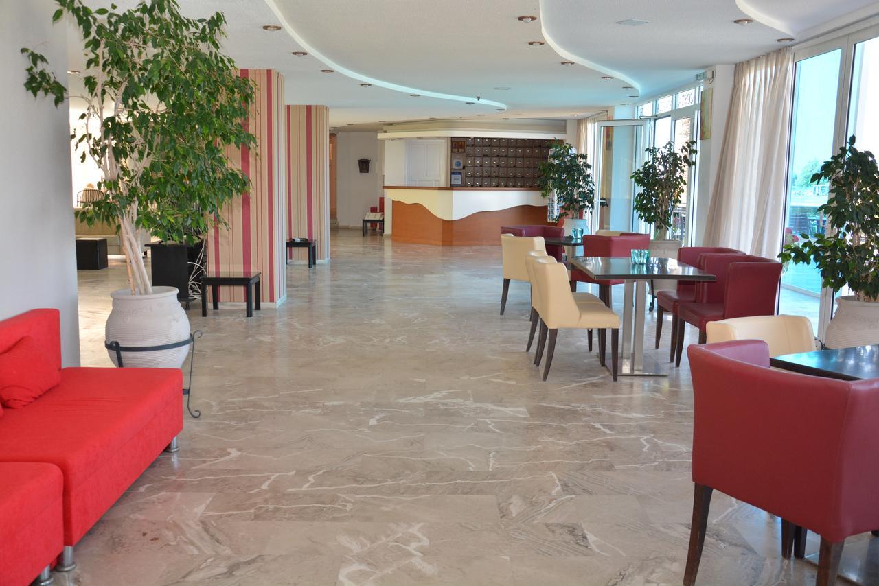 Costa Angela Seaside Resort Экстерьер фото
