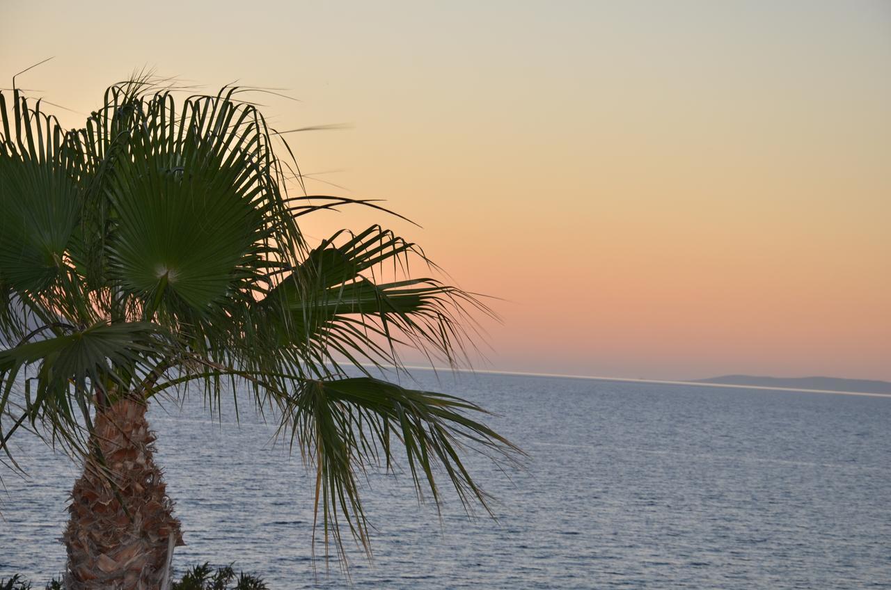 Costa Angela Seaside Resort Экстерьер фото